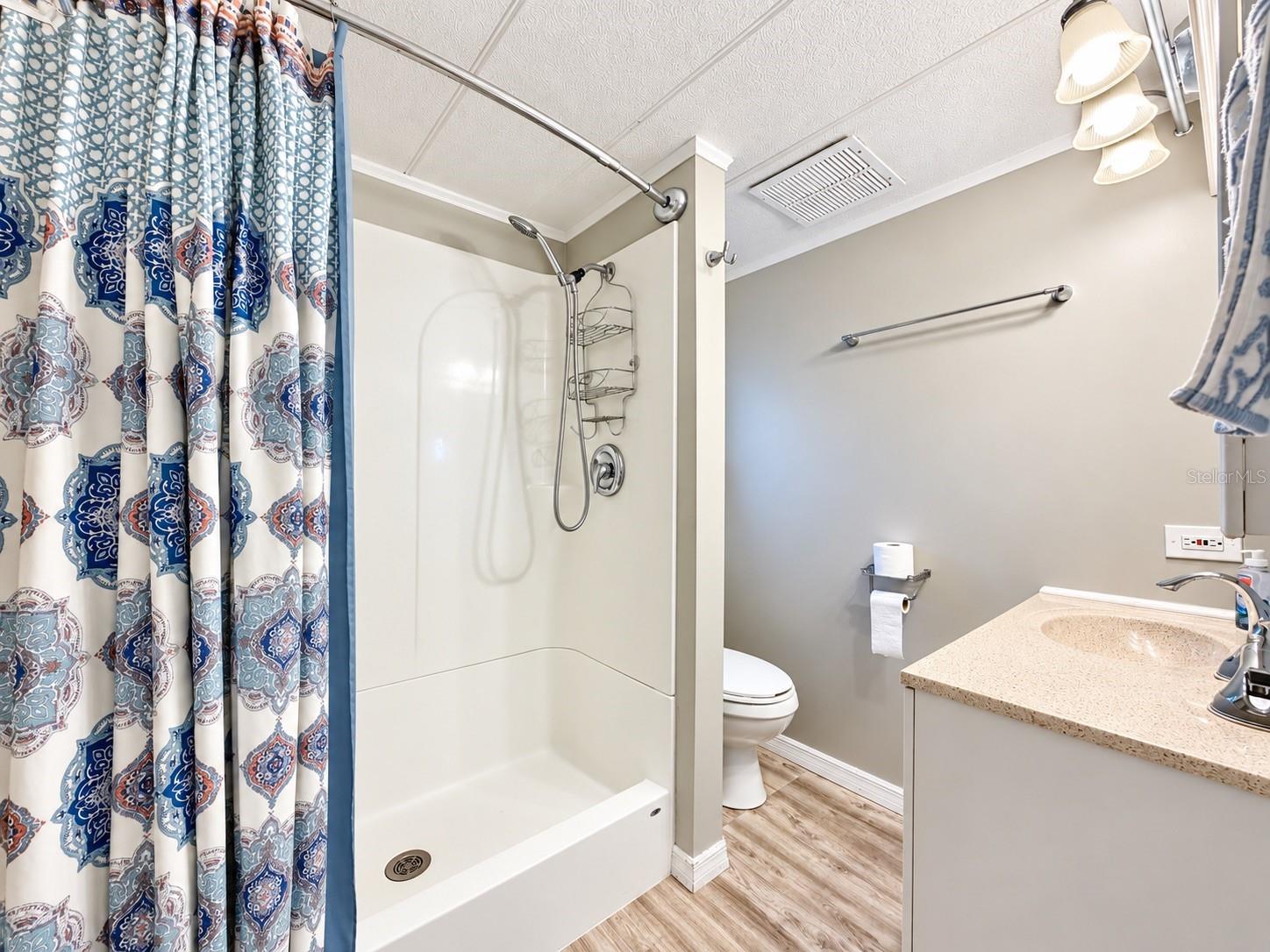 3104 Darnea Ln Property Photo 14