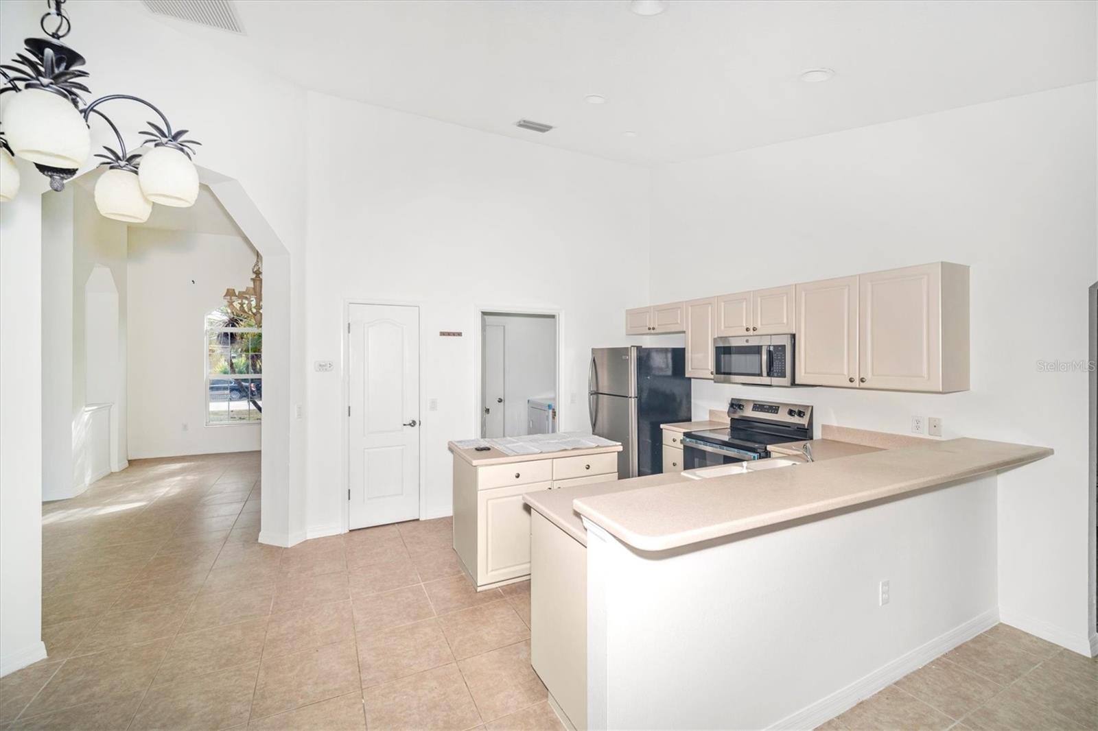 3674 Lorton Ave Property Photo 10