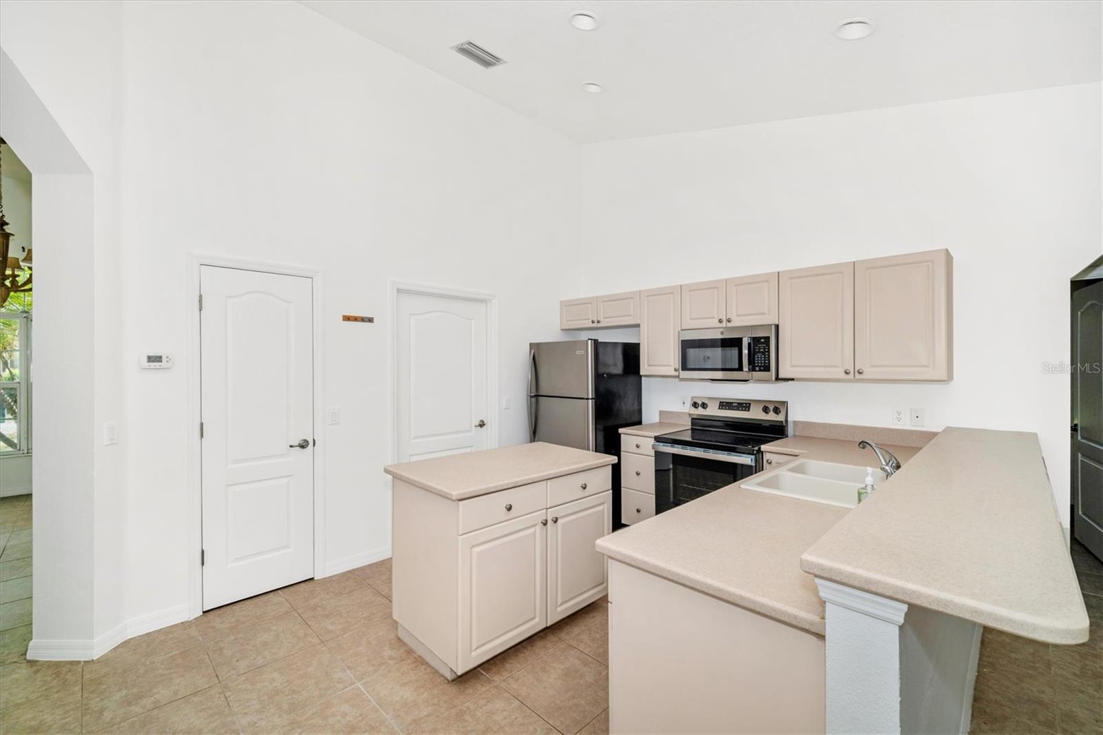 3674 Lorton Ave Property Photo 20
