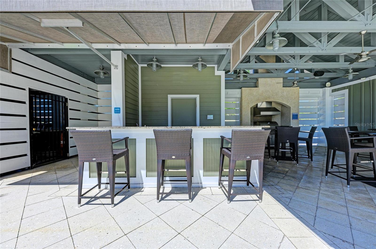 391 Aruba Cir #401 Property Photo 88