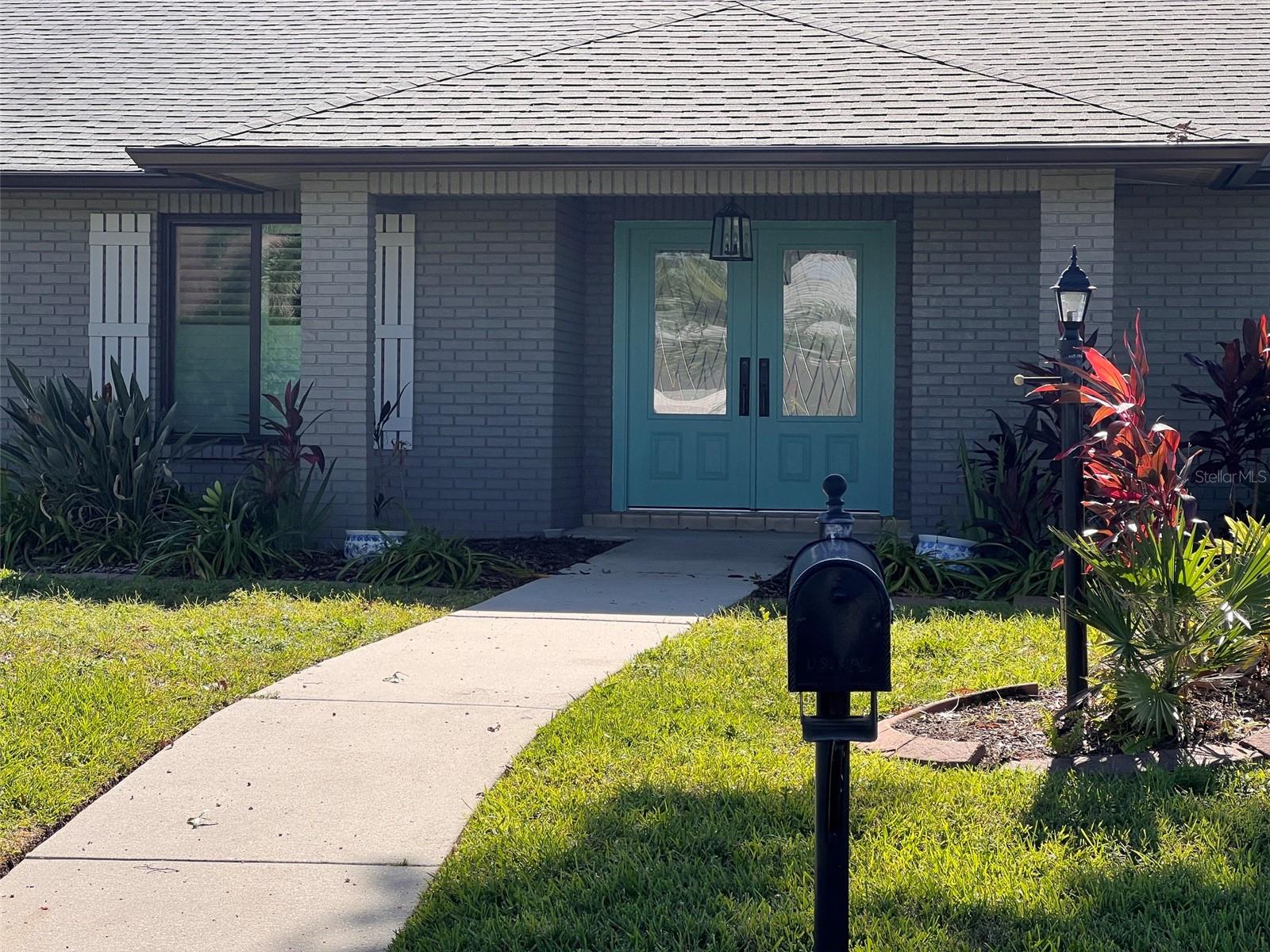 6993 Country Lakes Cir Property Photo 1