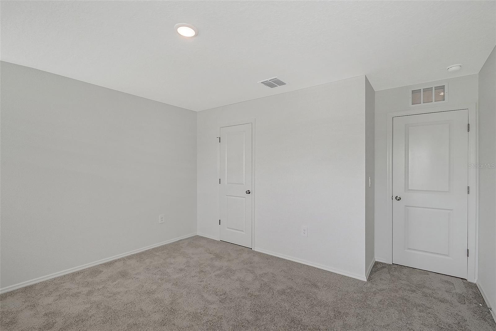 11391 Lake Louisa Terrace Property Photo 9