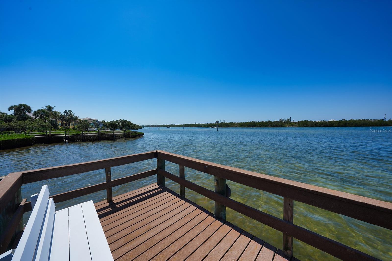 275 Lookout Point Dr Property Photo 83