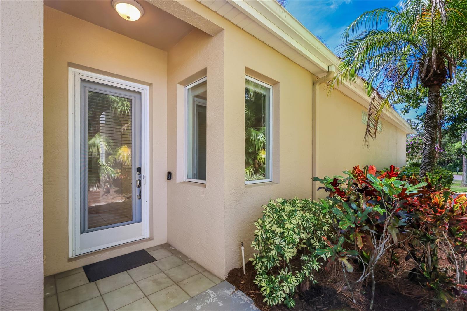 8702 52nd Dr E Property Photo 3