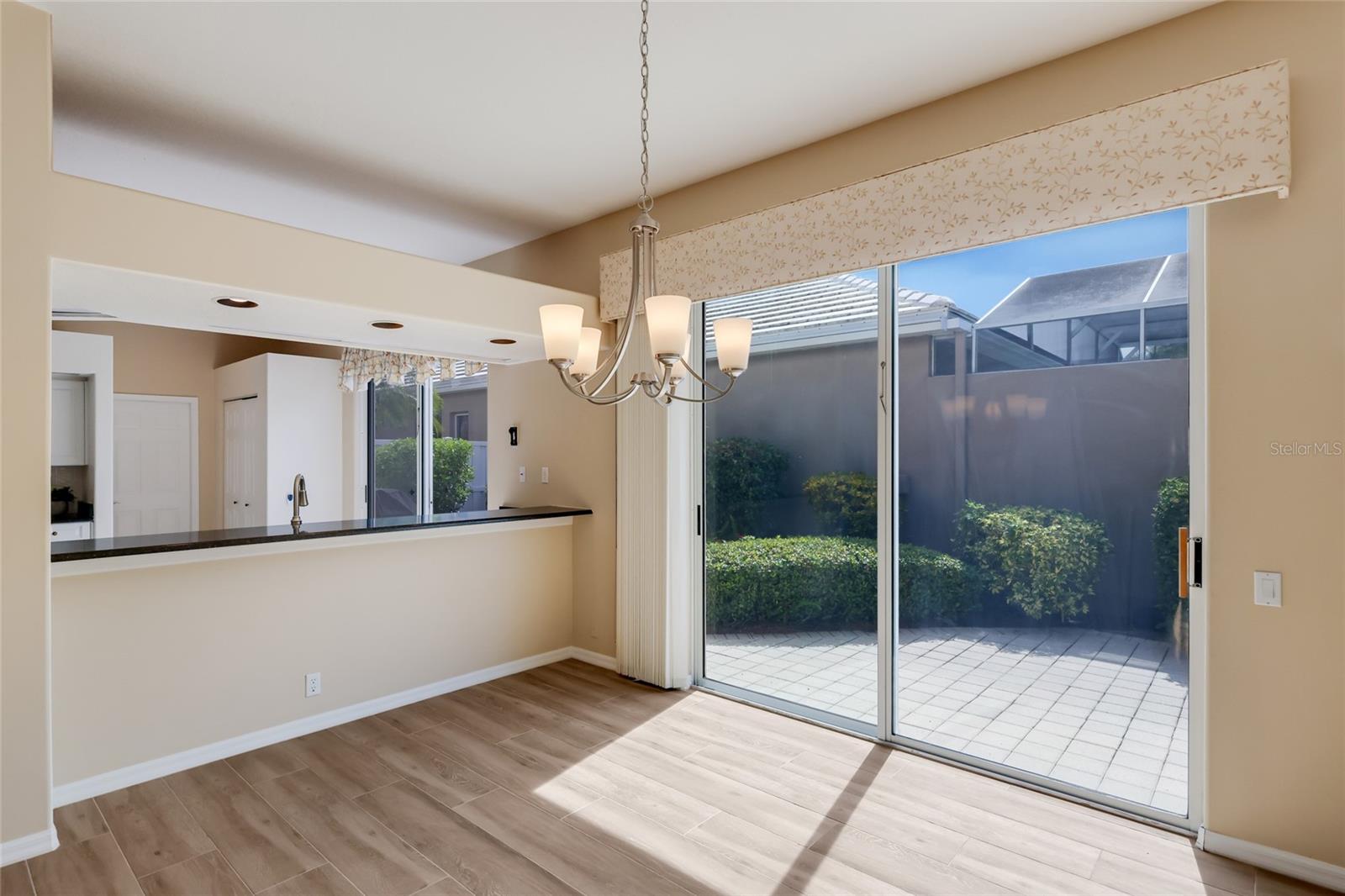 8702 52nd Dr E Property Photo 13