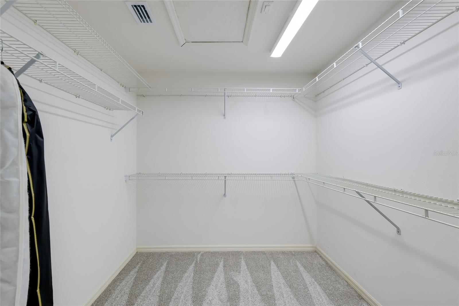 8702 52nd Dr E Property Photo 21