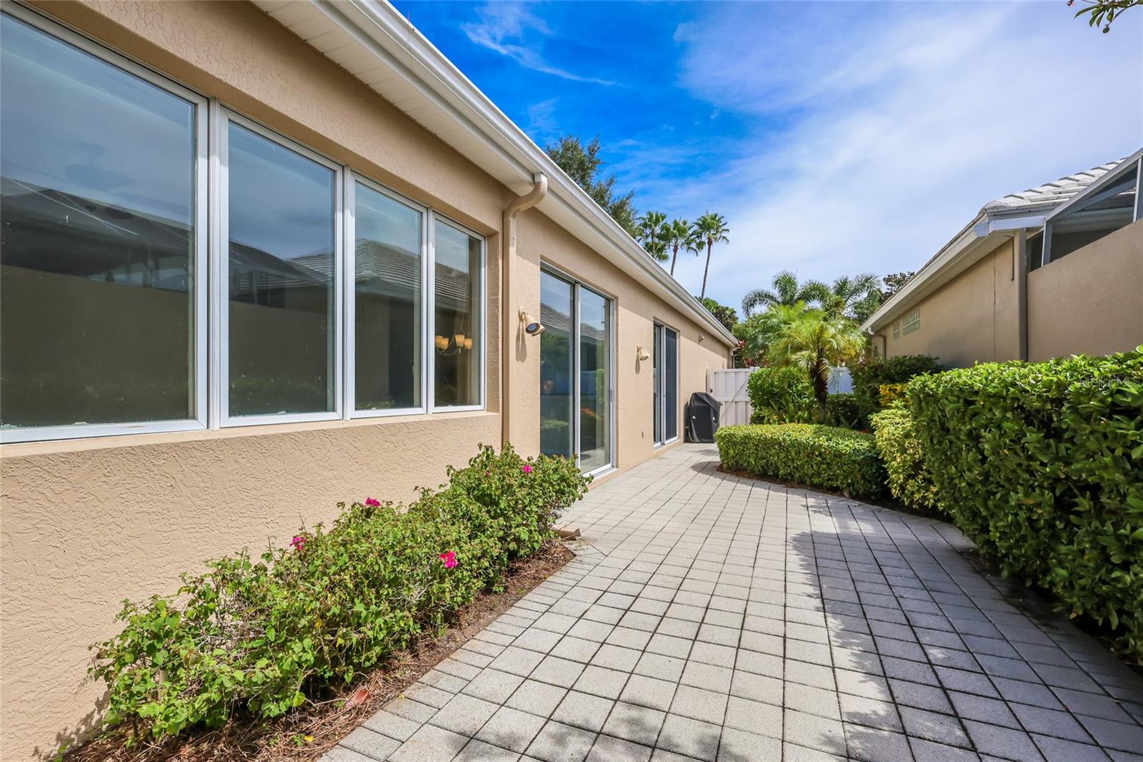 8702 52nd Dr E Property Photo 32