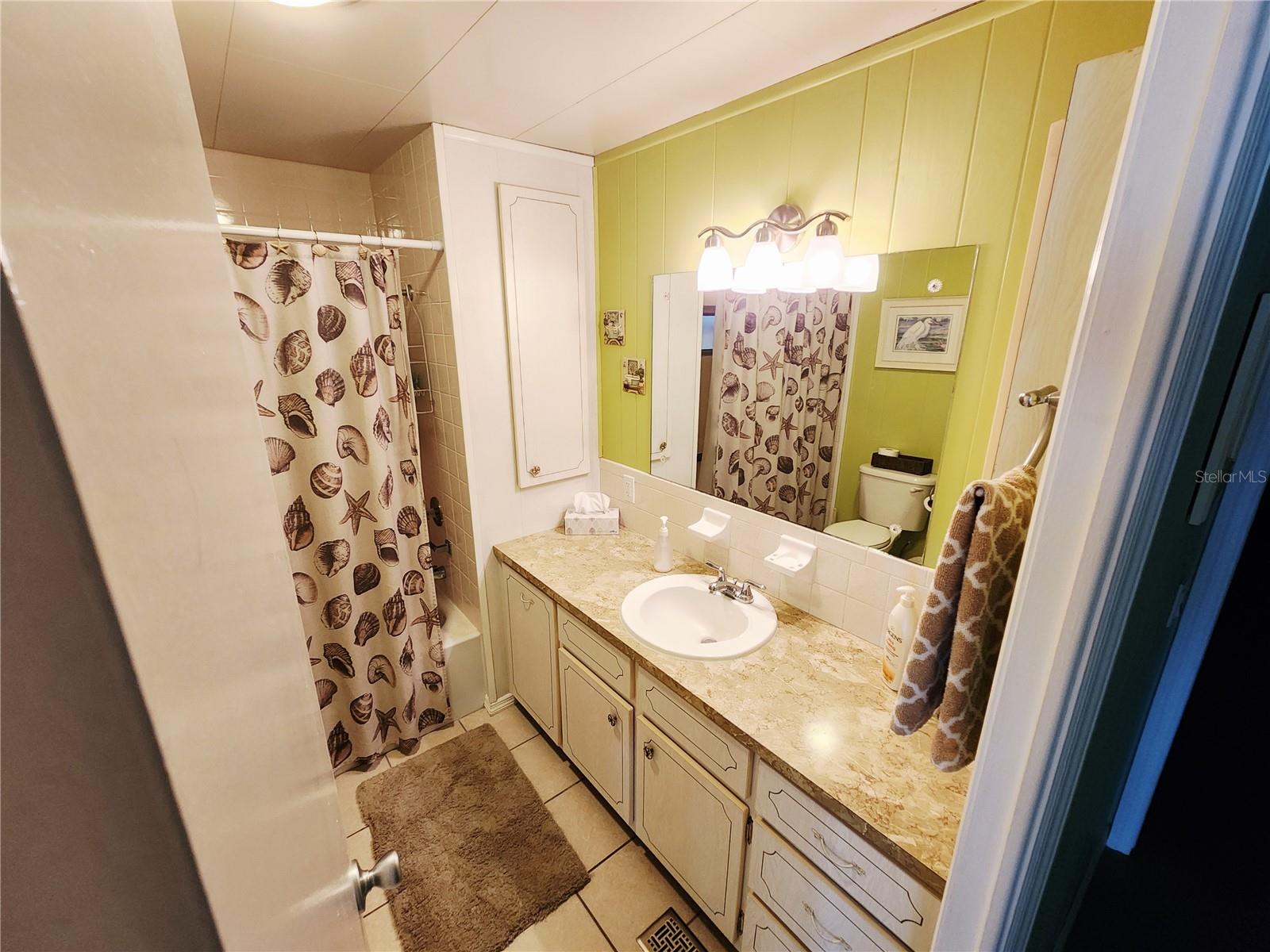 603 Cyprus Ct Property Photo 22
