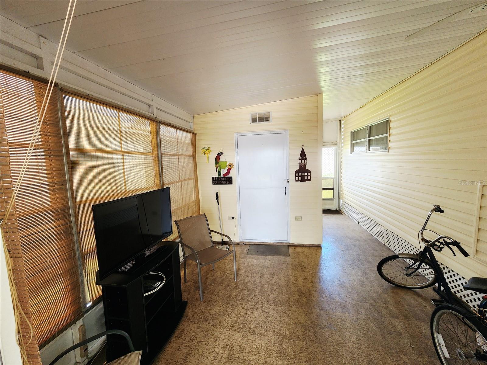 603 Cyprus Ct Property Photo 26