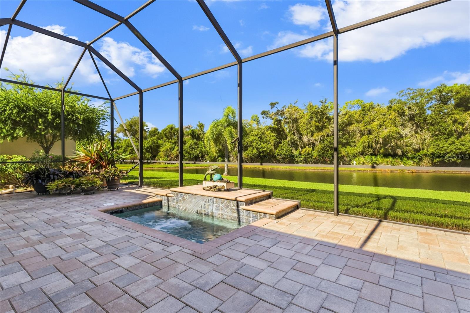 5006 Tobermory Way Property Photo 33