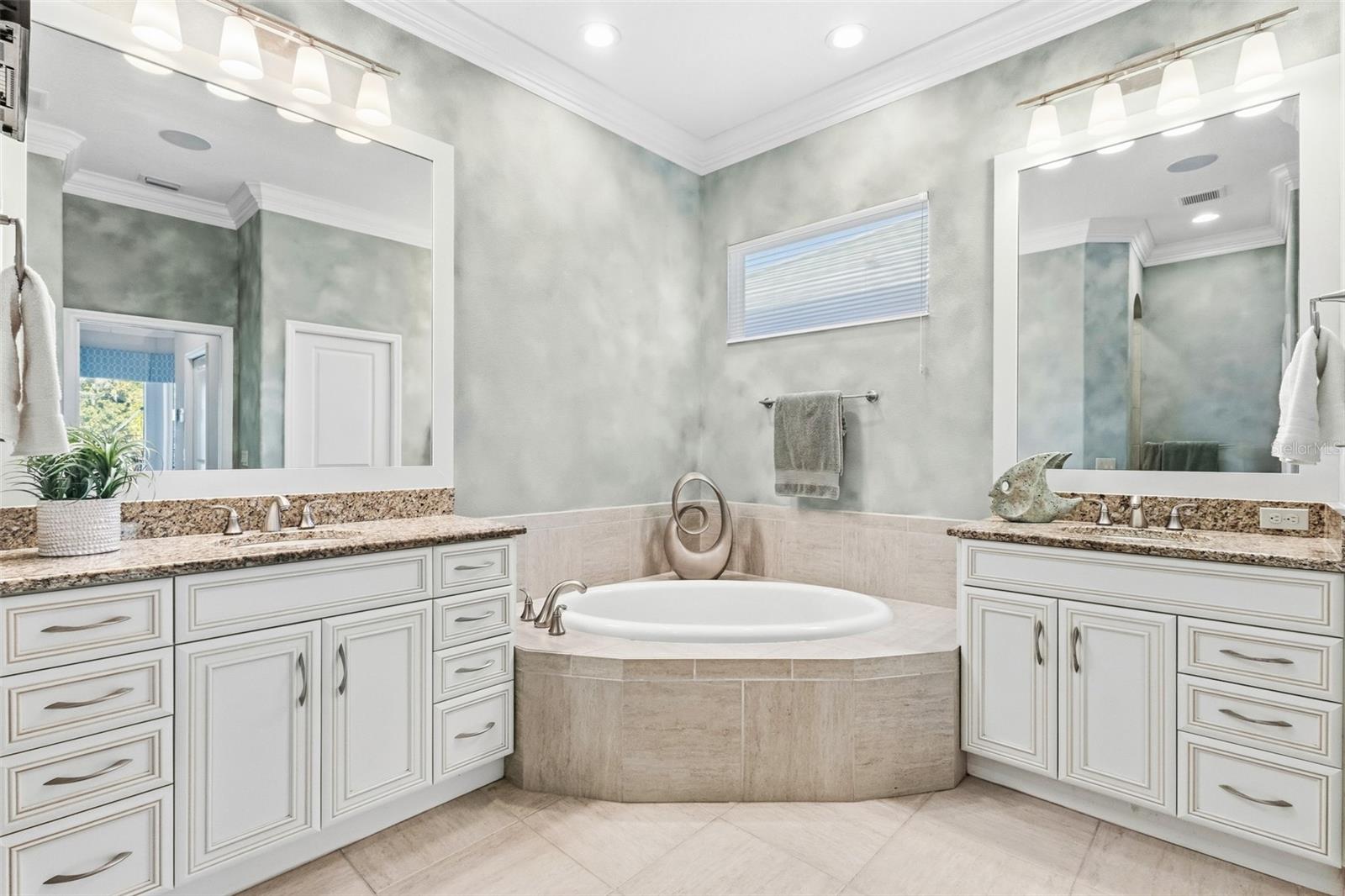 5006 Tobermory Way Property Photo 40