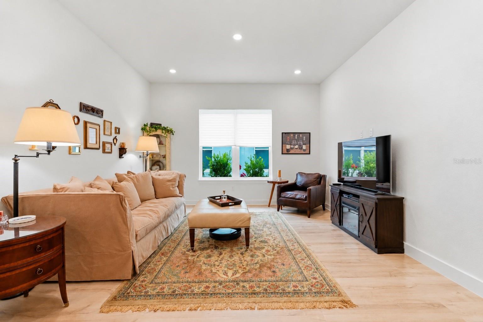 11224 Seasons Way Property Photo 10