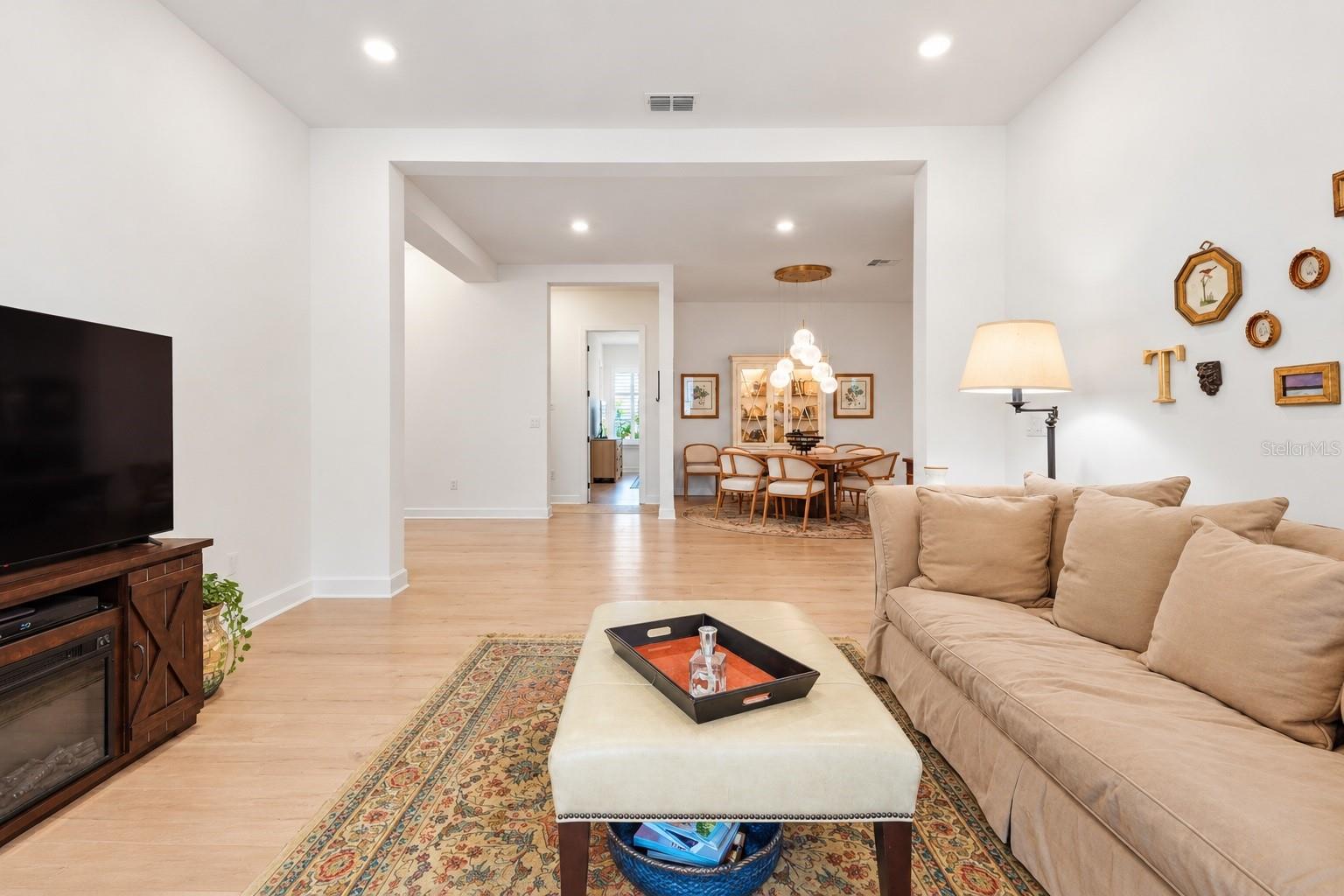 11224 Seasons Way Property Photo 12