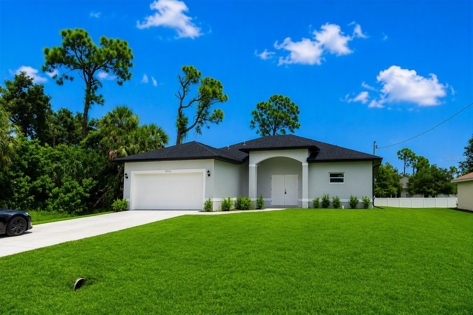 3046 Jeannin Dr Property Photo 1