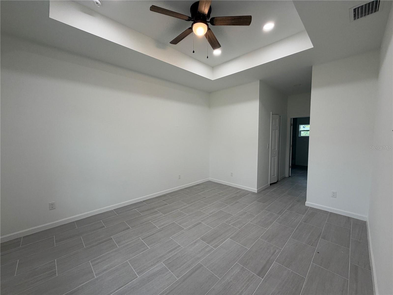 3046 Jeannin Dr Property Photo 8