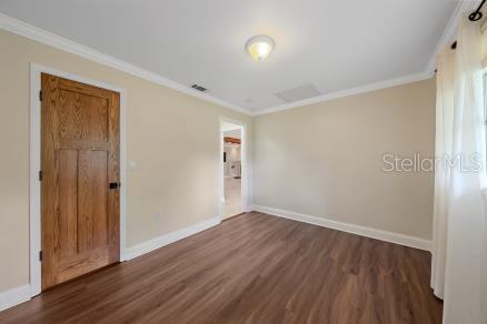 2499 Hillview St Property Photo 14