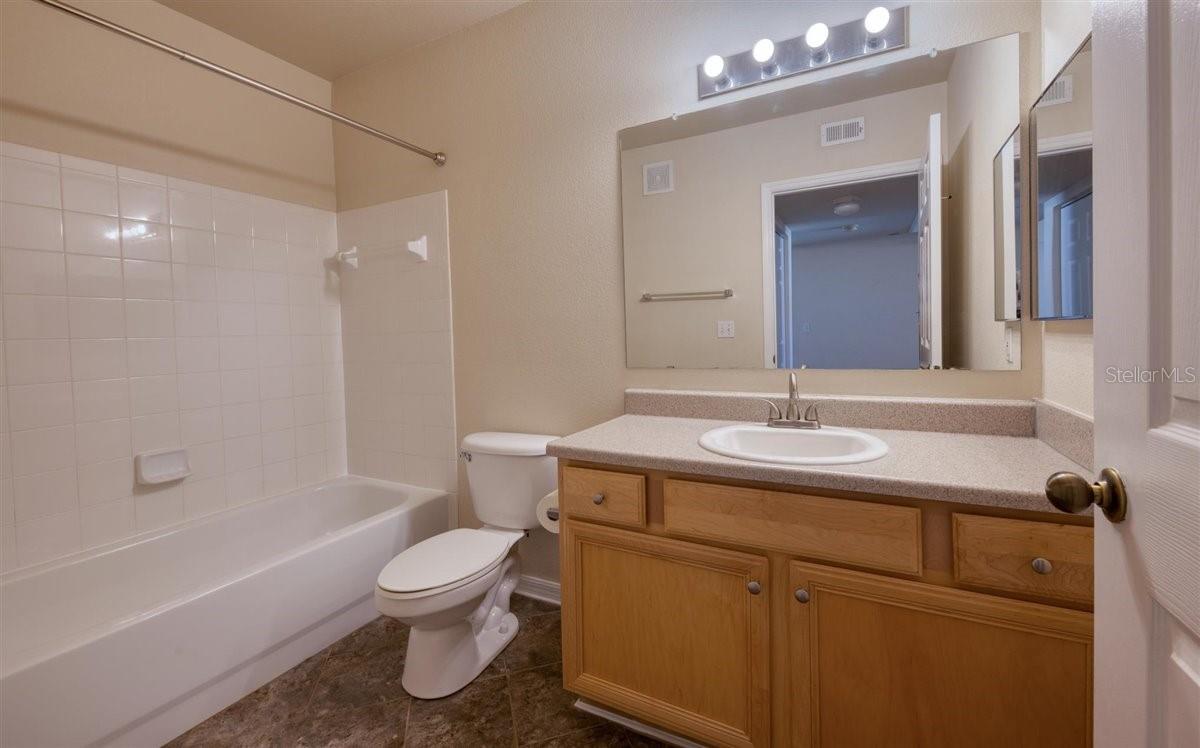 1135 Villagio Cir #205 Property Photo 17