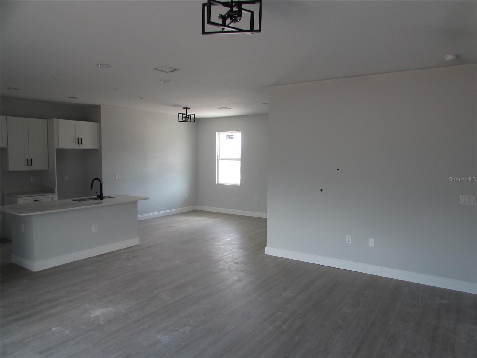12168 Grouse Ave Property Photo 6