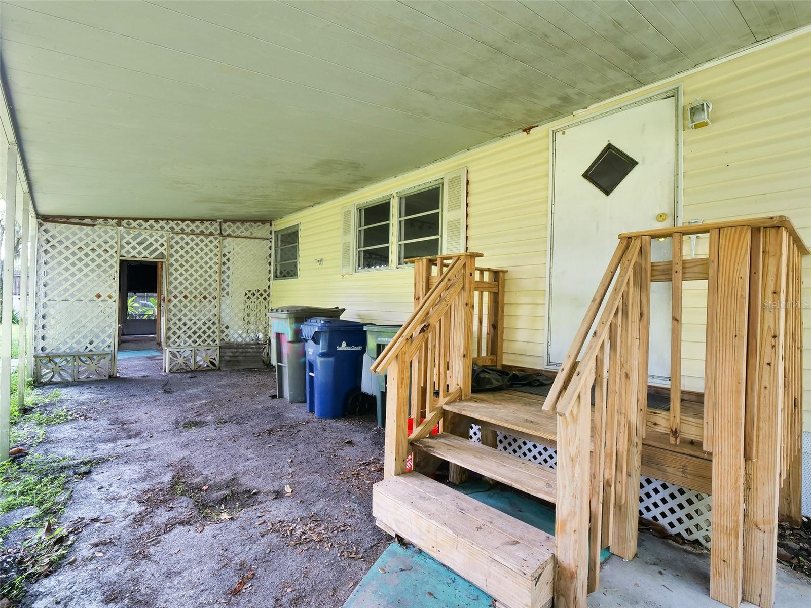 4863 Victoria Ave Property Photo 7