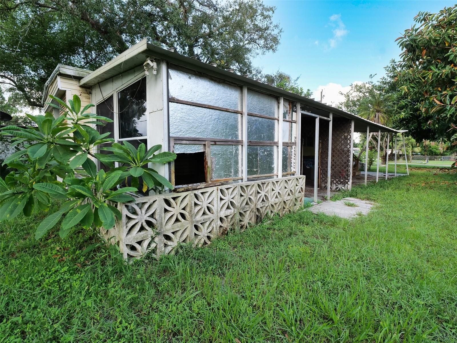 4863 Victoria Ave Property Photo 29