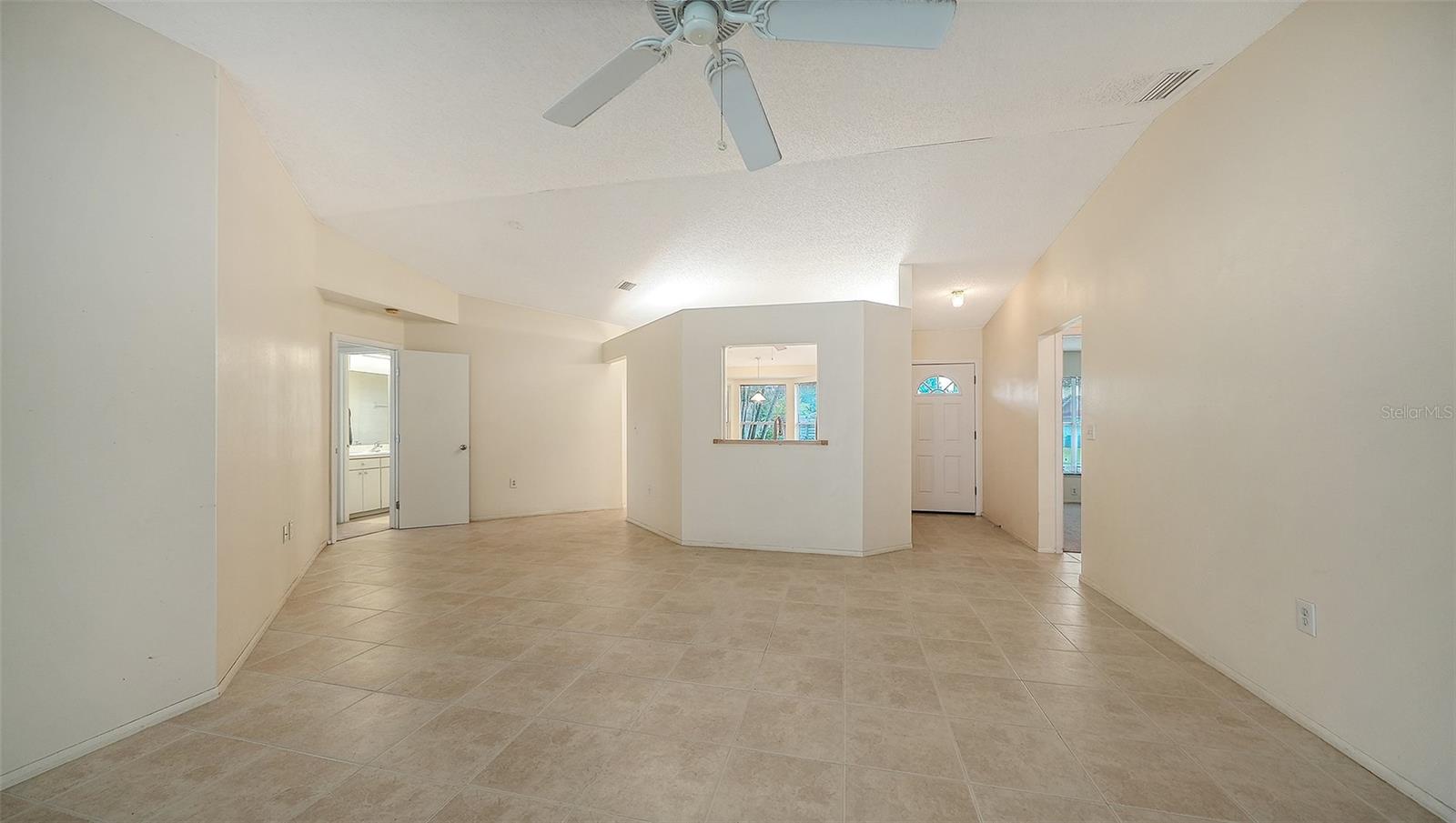 6822 Tema Ln Property Photo 6