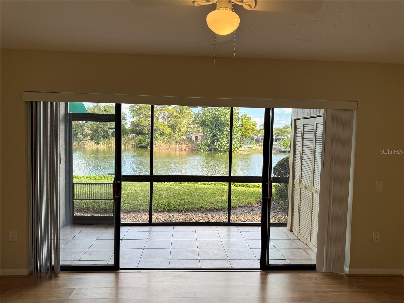 5697 Ashton Lake Dr #6 Property Photo 8