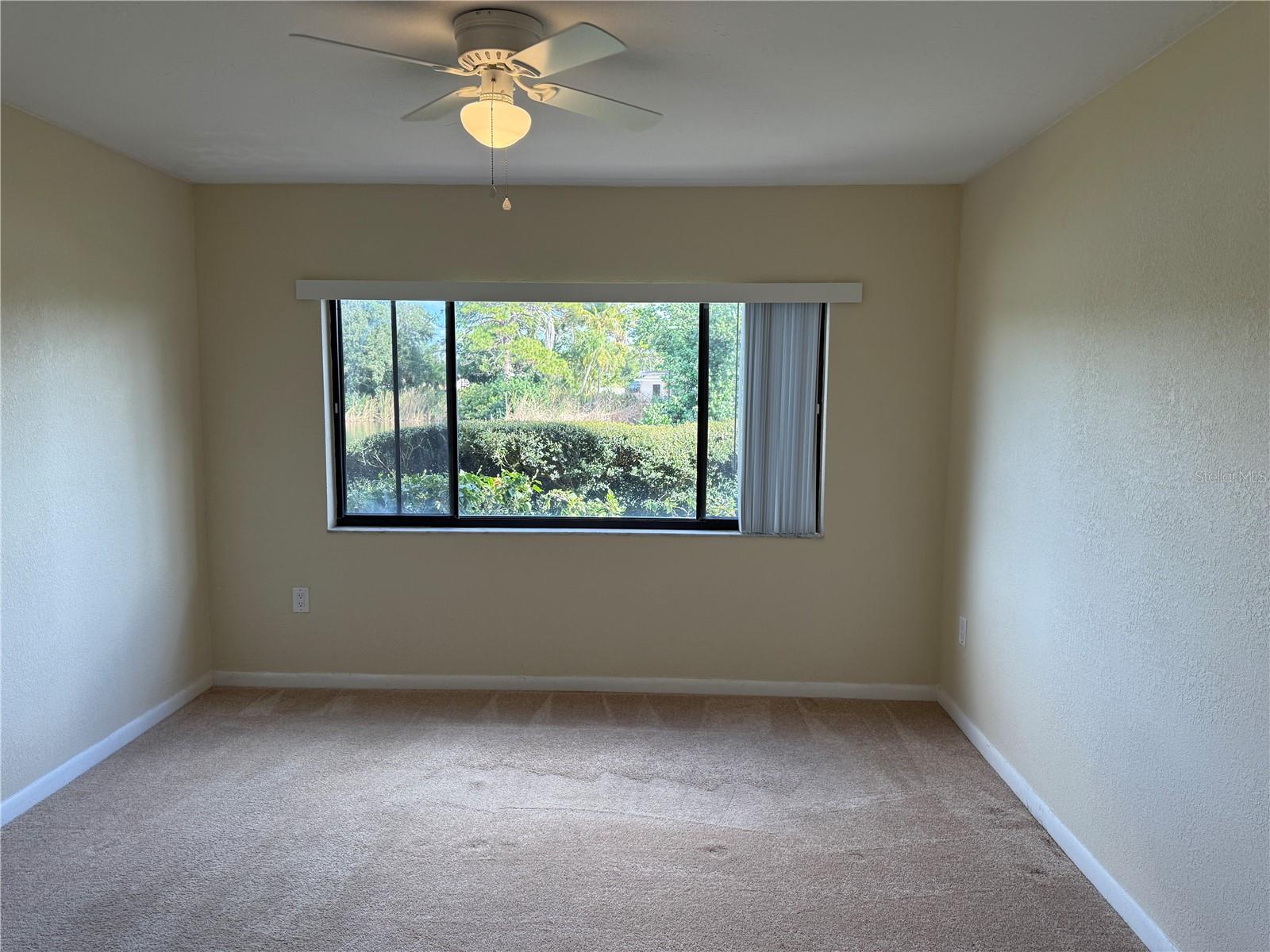 5697 Ashton Lake Dr #6 Property Photo 23