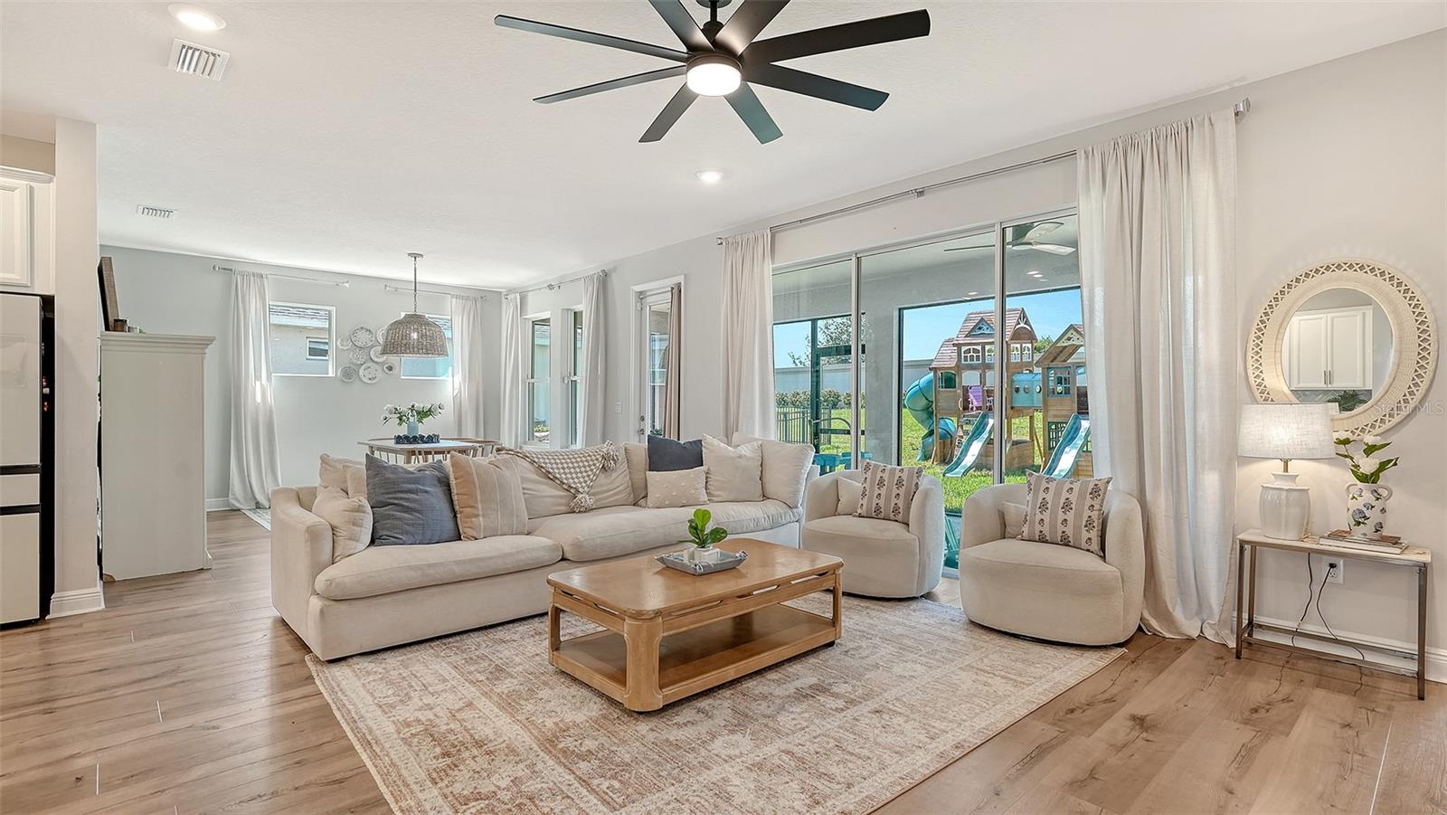 8318 Abalone Loop Property Photo 6