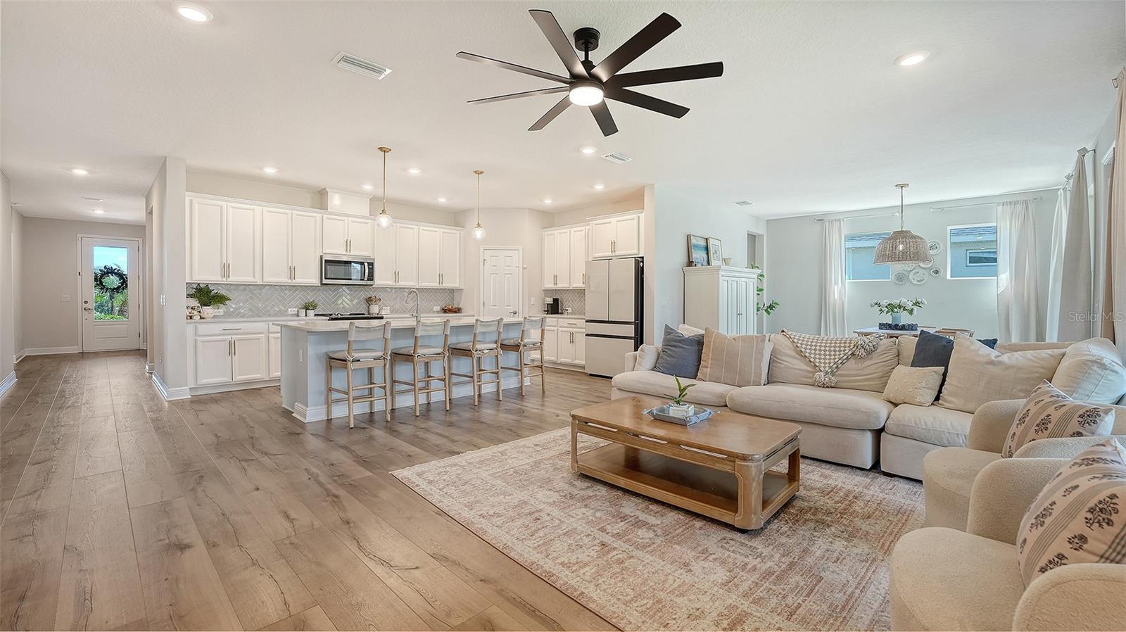 8318 Abalone Loop Property Photo 7