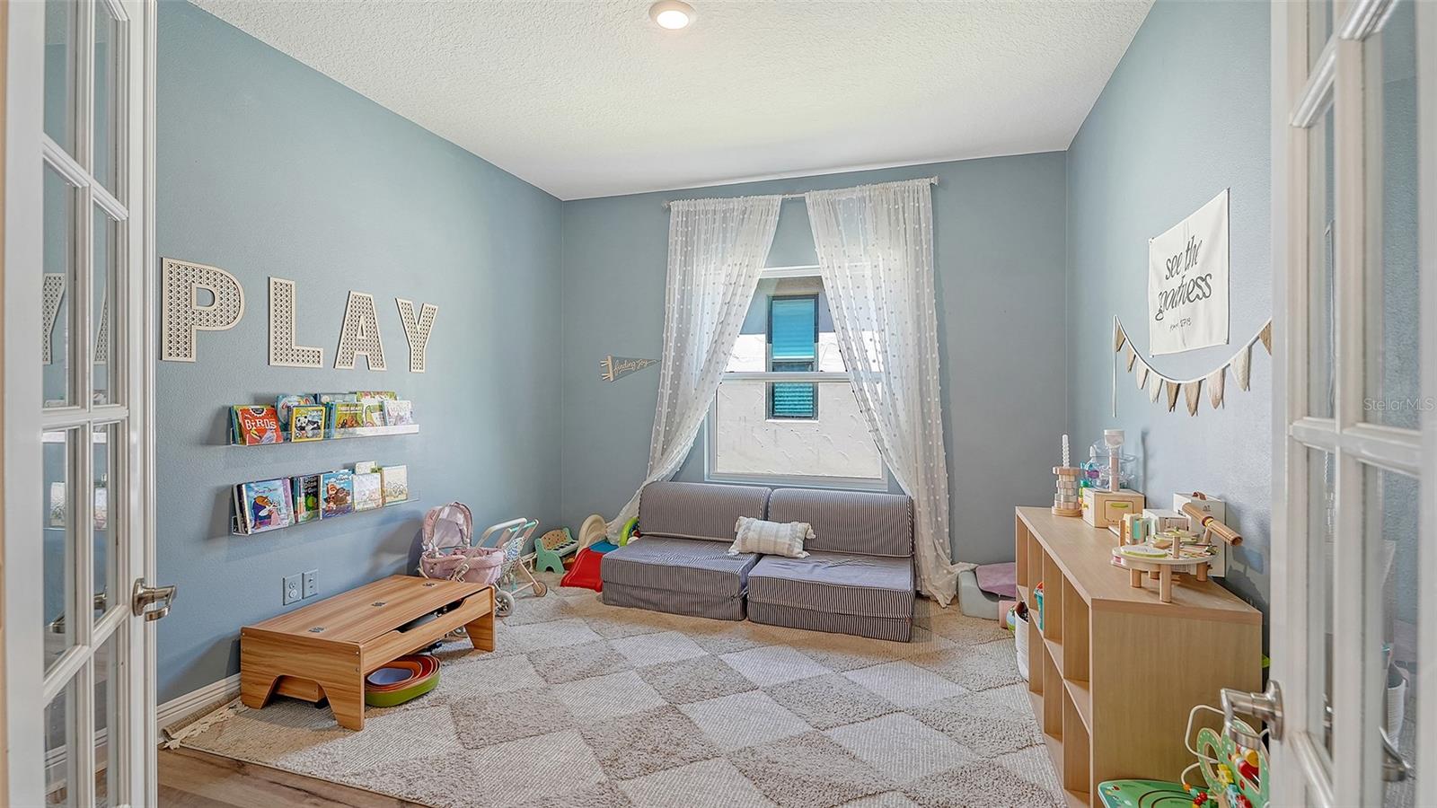 8318 Abalone Loop Property Photo 15