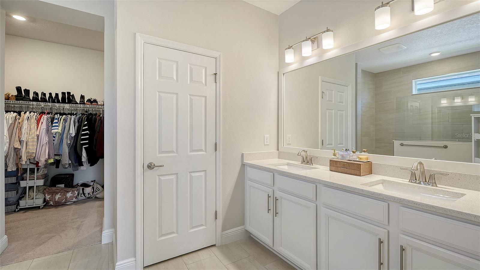 8318 Abalone Loop Property Photo 18