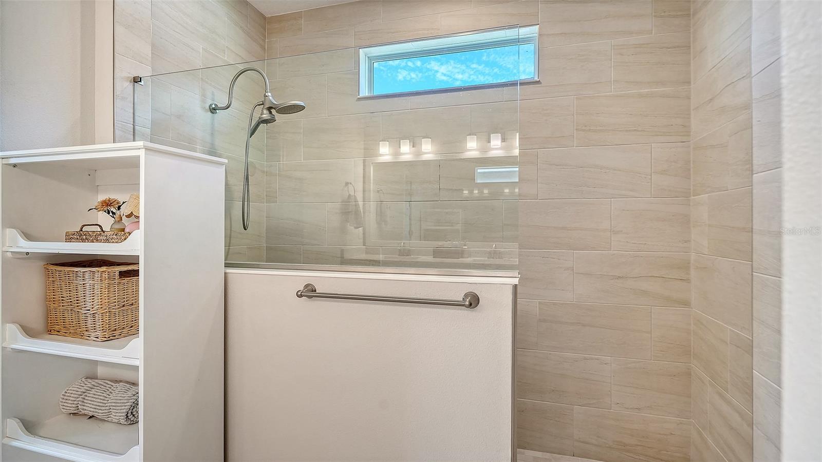 8318 Abalone Loop Property Photo 19
