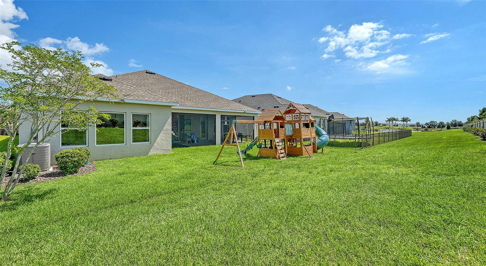 8318 Abalone Loop Property Photo 34
