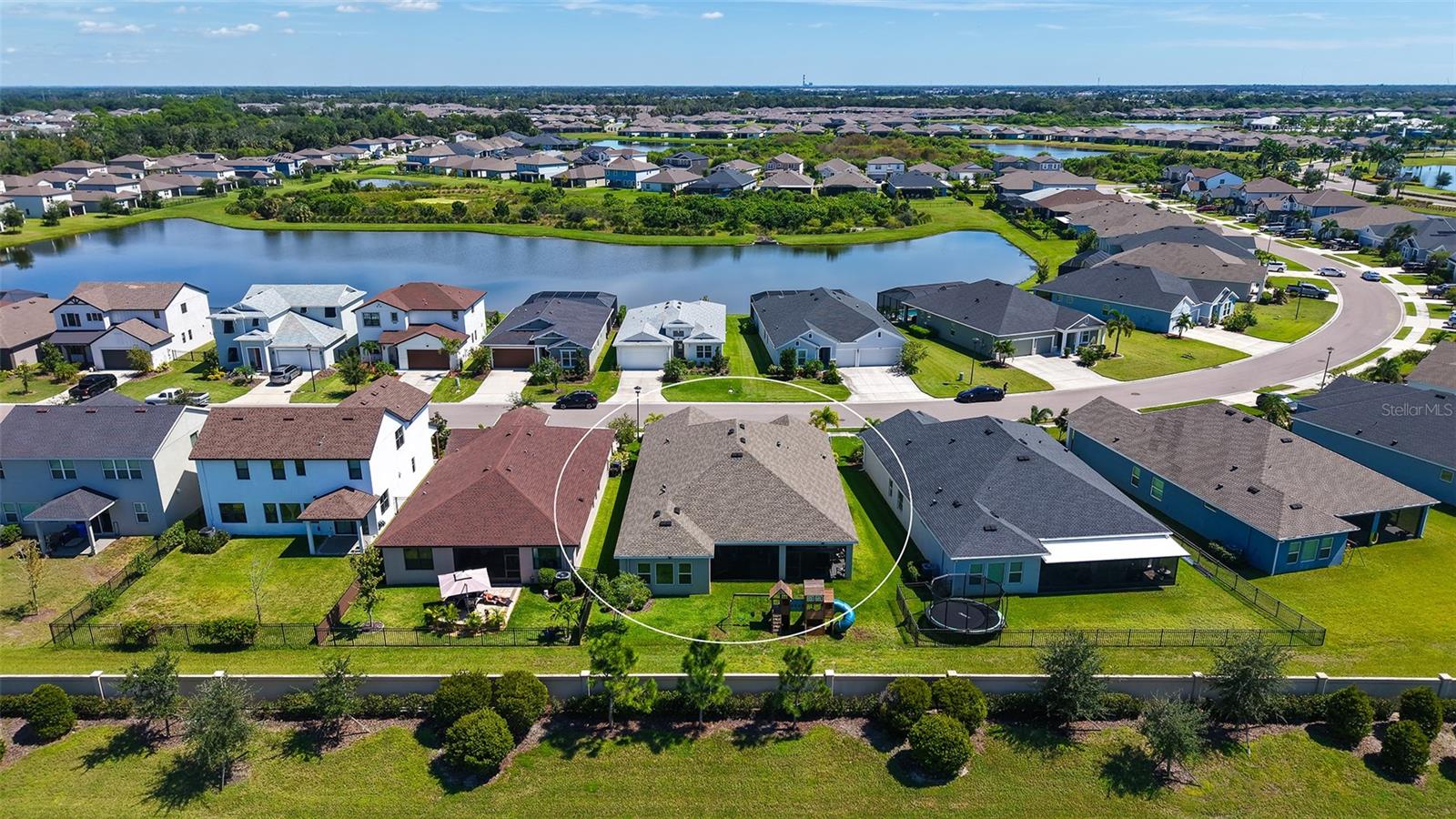 8318 Abalone Loop Property Photo 37