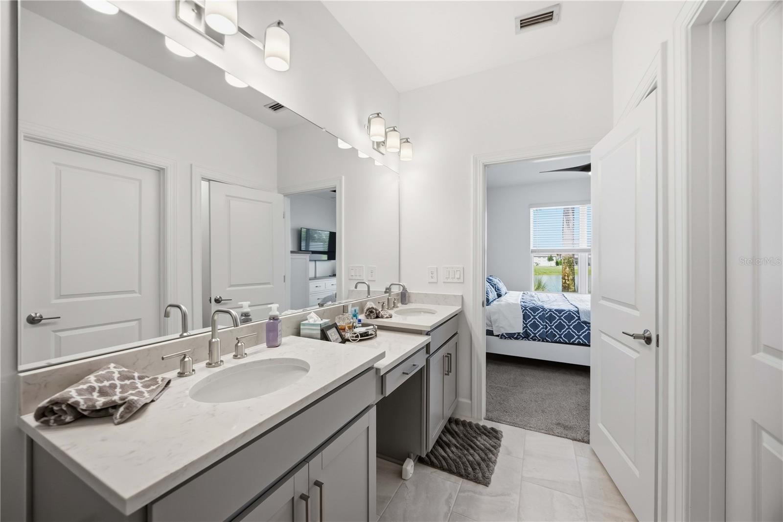 16075 Ivy Ridge Ct Property Photo 32