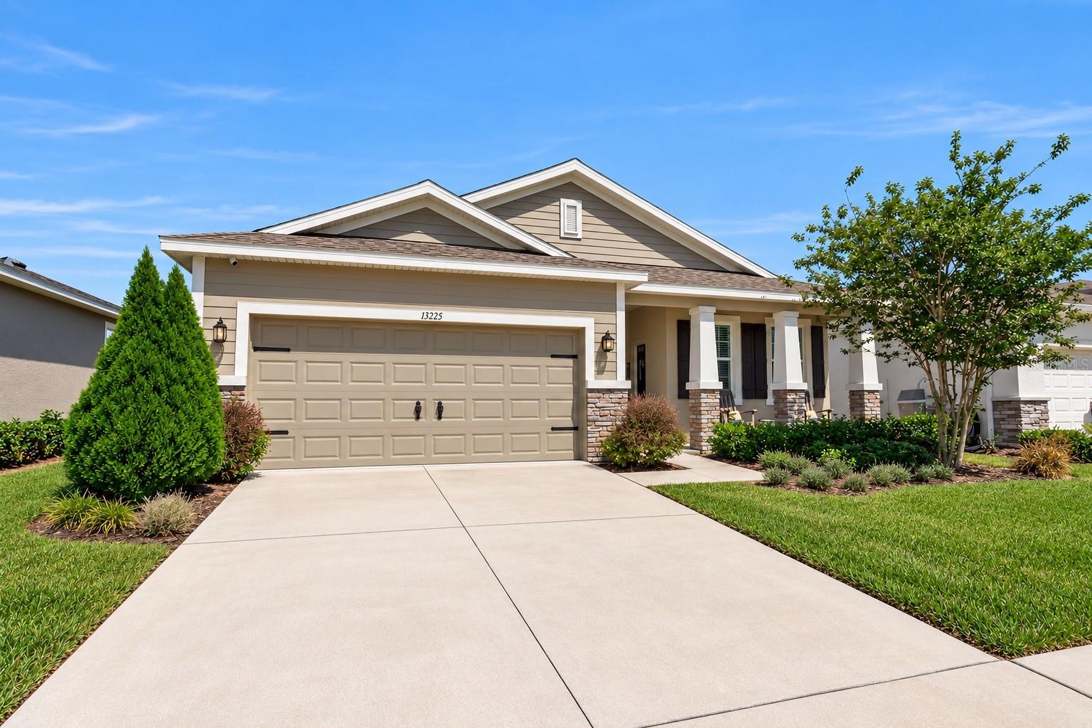 13225 Waterleaf Garden Cir Property Photo 1