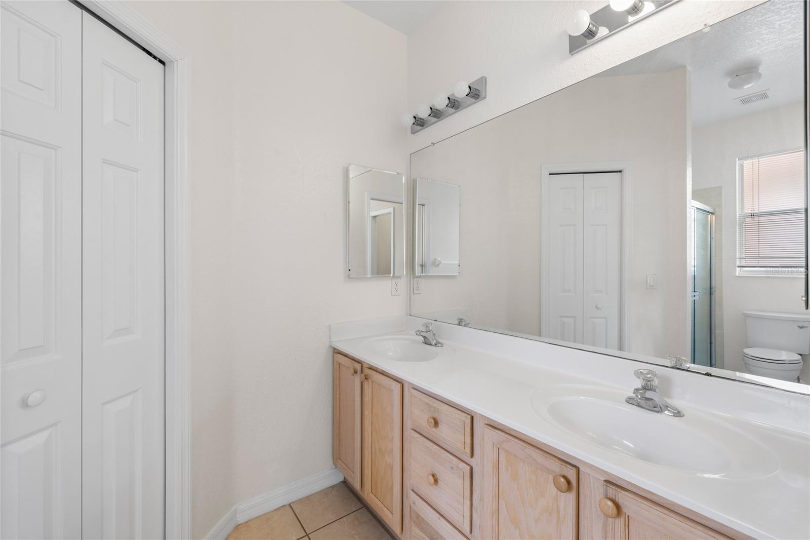 1436 Hedgewood Cir Property Photo 23