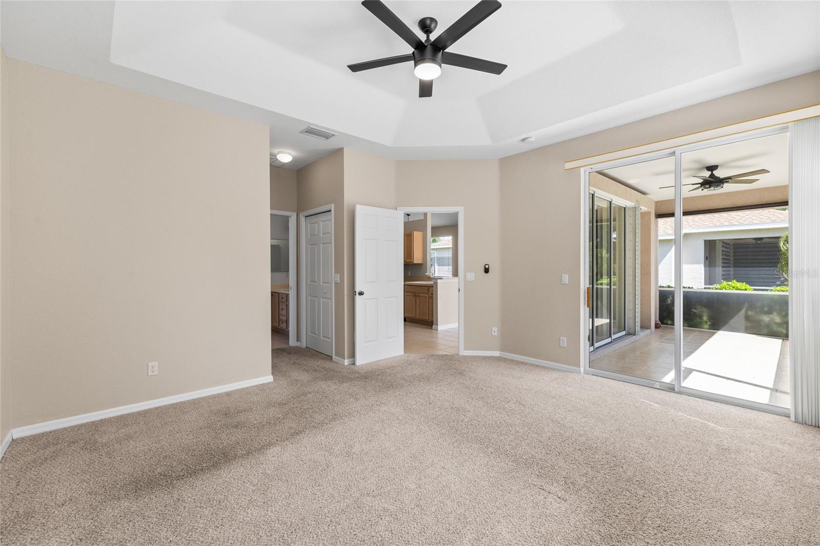 1436 Hedgewood Cir Property Photo 25