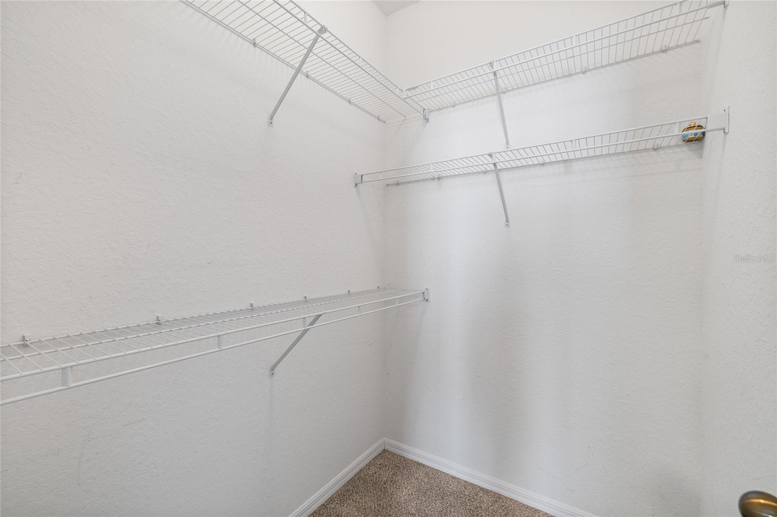 1436 Hedgewood Cir Property Photo 28