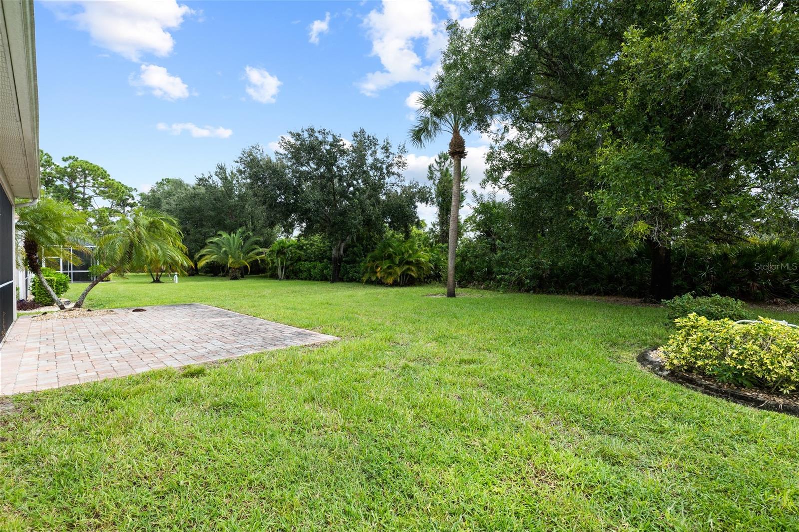 1436 Hedgewood Cir Property Photo 35