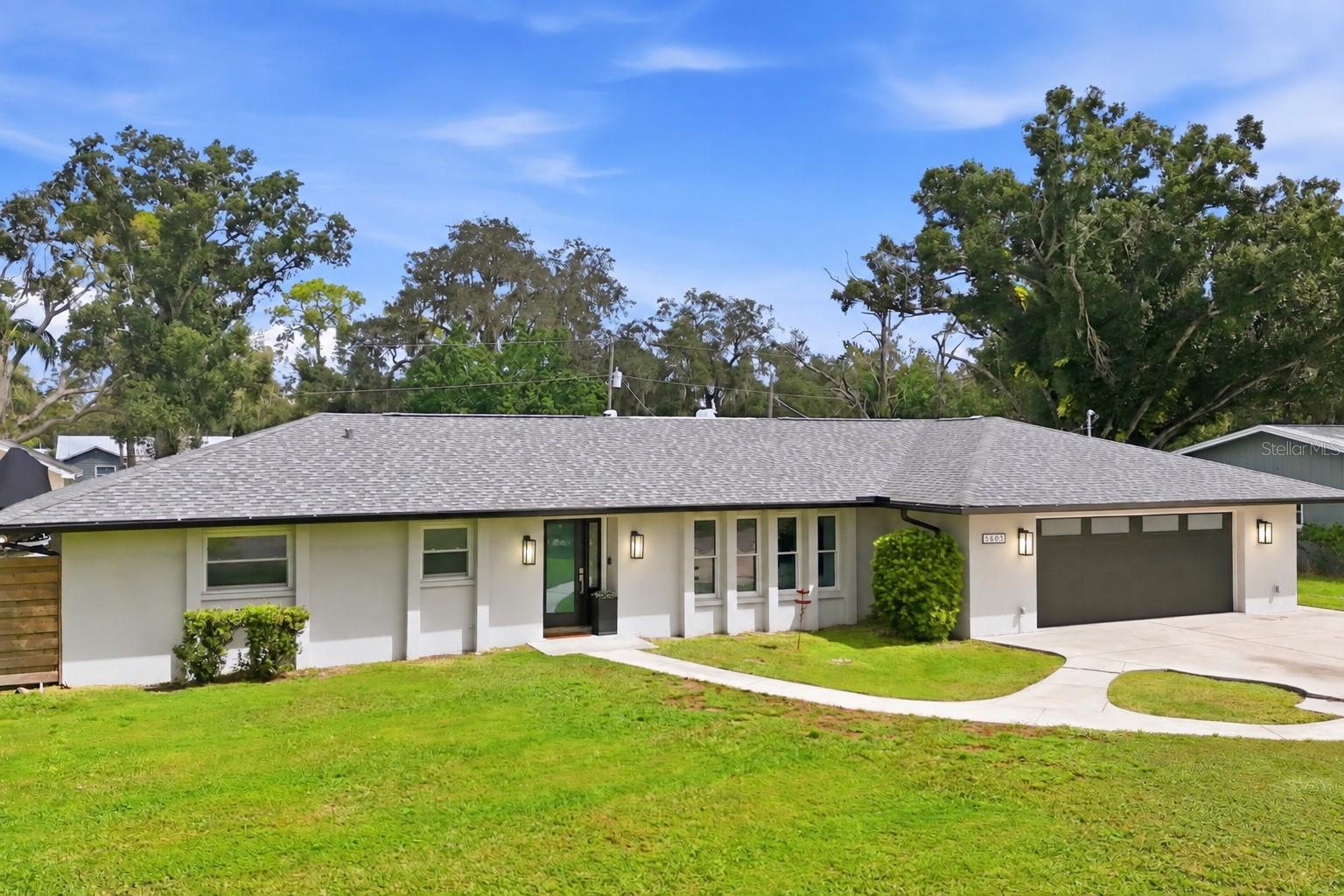 5605 Sawgrass Rd Property Photo