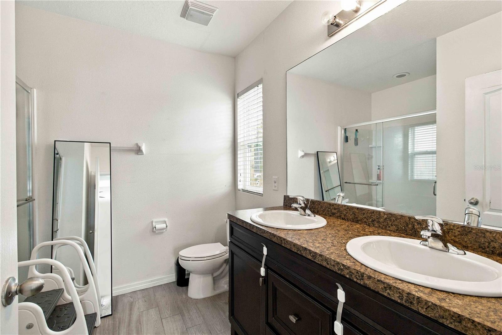 15630 Rose Grove Dr Property Photo 29