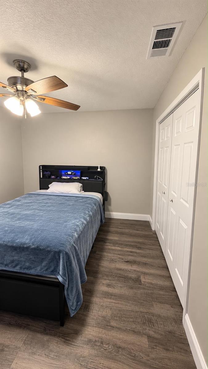 8089 Wooden Dr Property Photo 11
