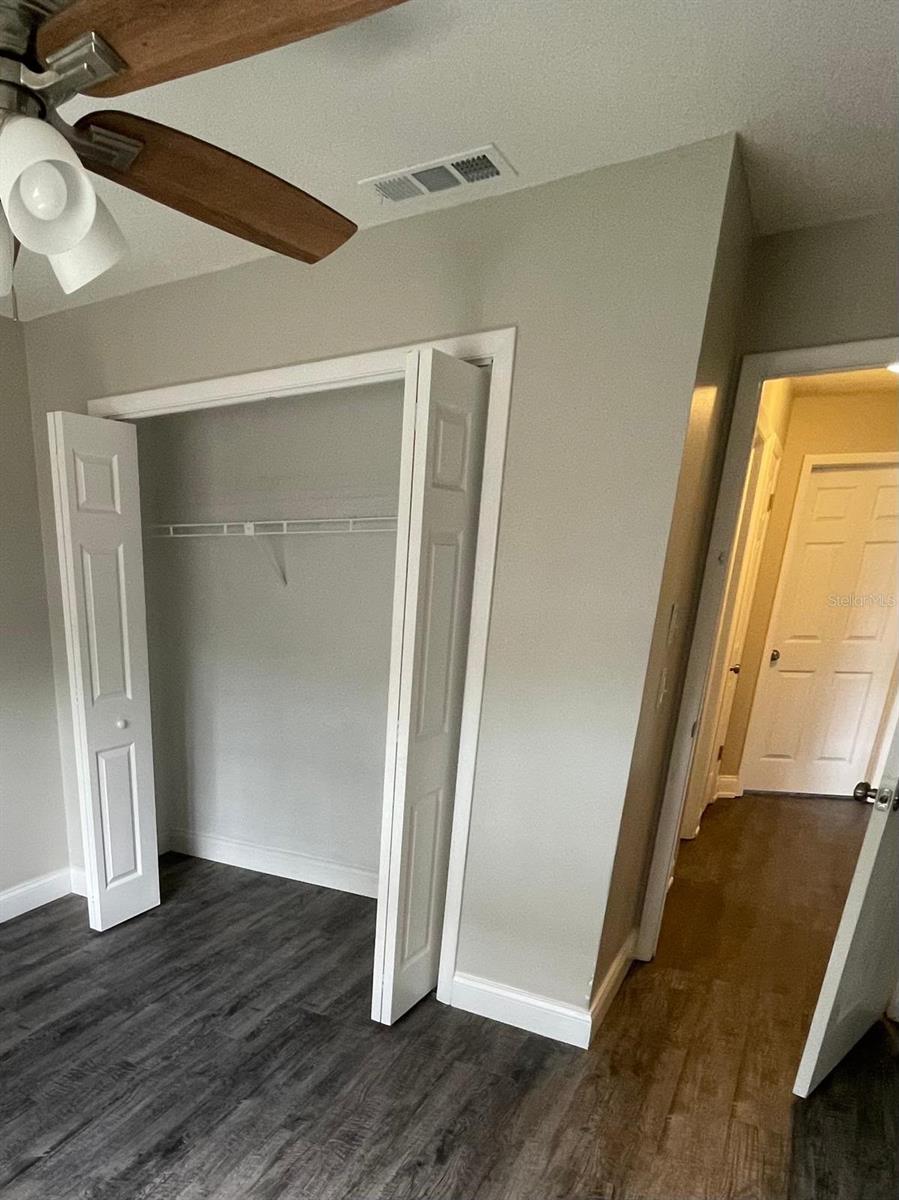 8089 Wooden Dr Property Photo 16