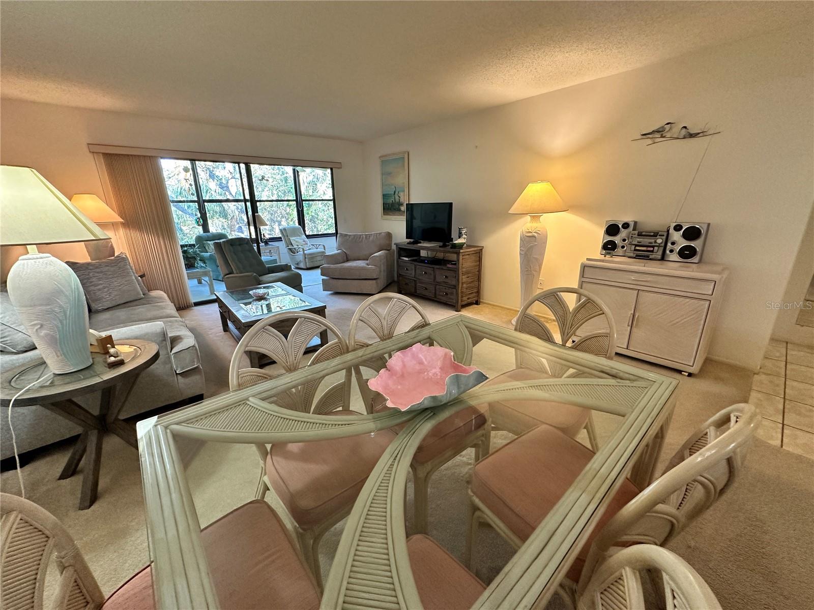 346 Springdale Dr W #346 Property Photo 10