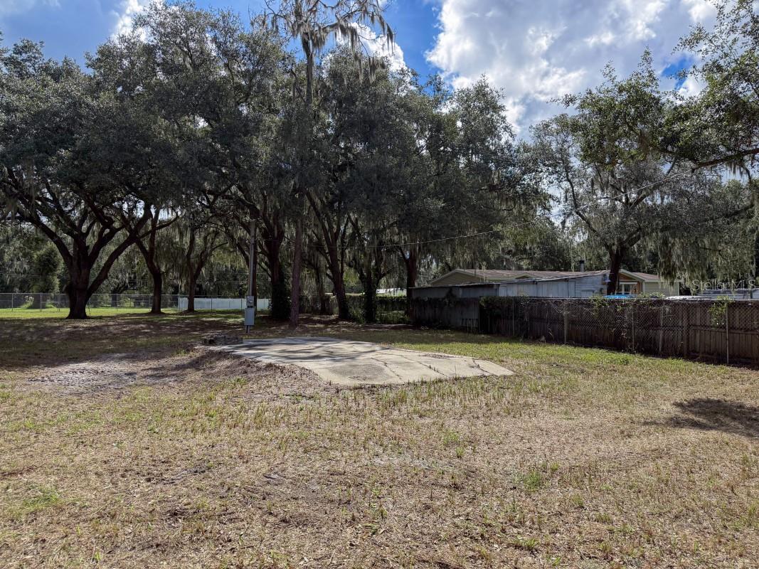 6916 Coronet Rd Property Photo 5