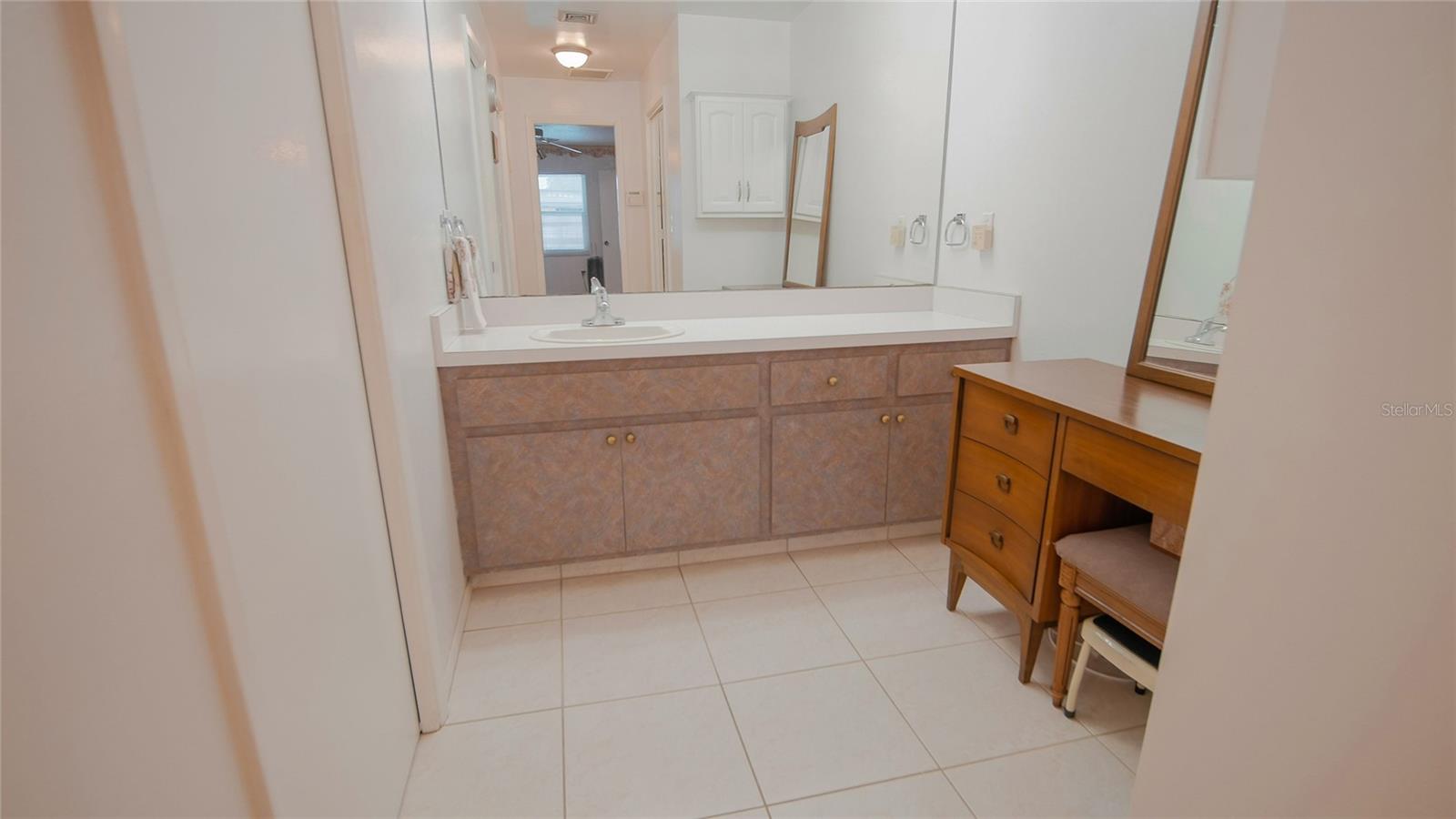 2421 47th St Property Photo 63