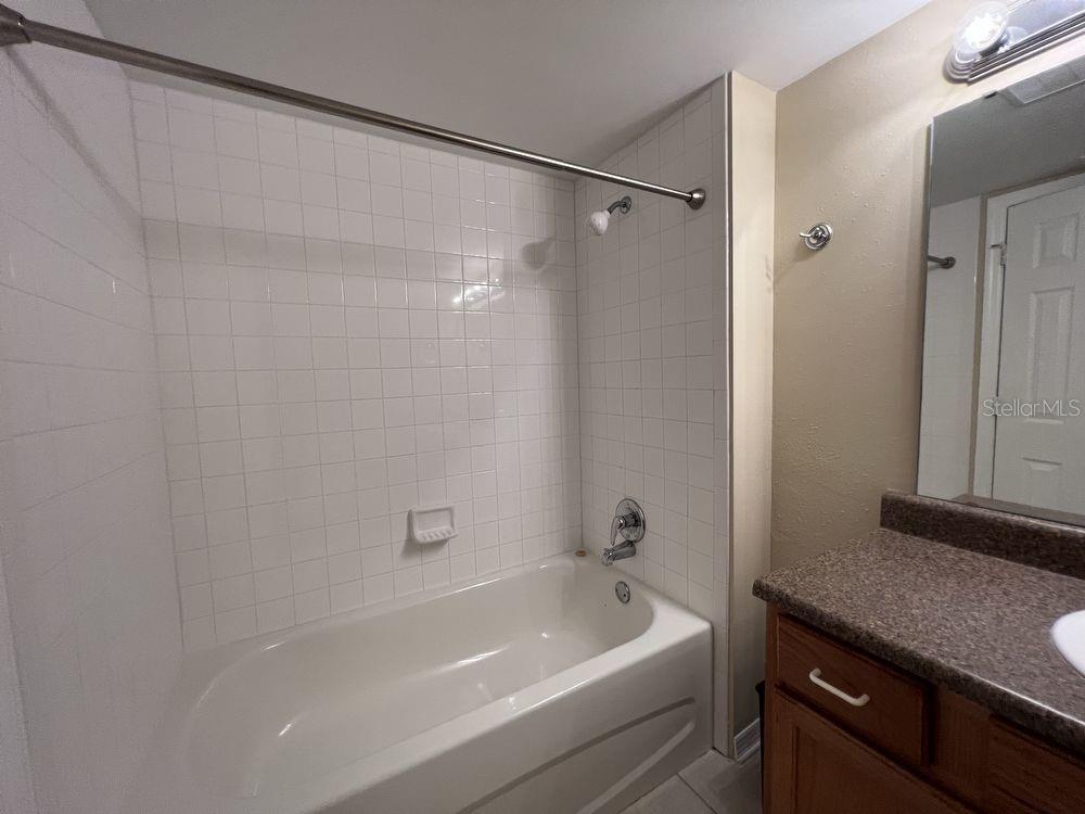 1877 Toucan Way #402 Property Photo 7