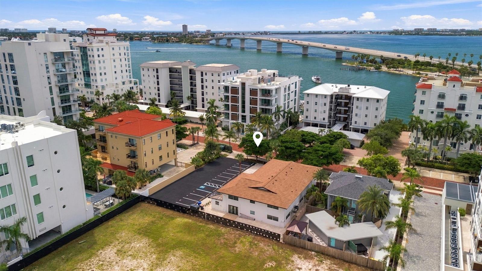 171 GOLDEN GATE PT Property Photo 1