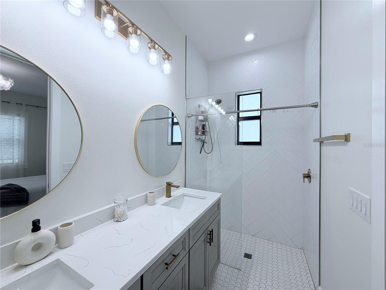 17204 Bonnie Ave Property Photo 25
